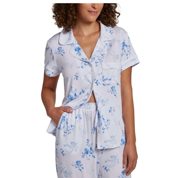 LOFT Notch Ladies Collar Capri Sleep Set - Picture 3 of 4